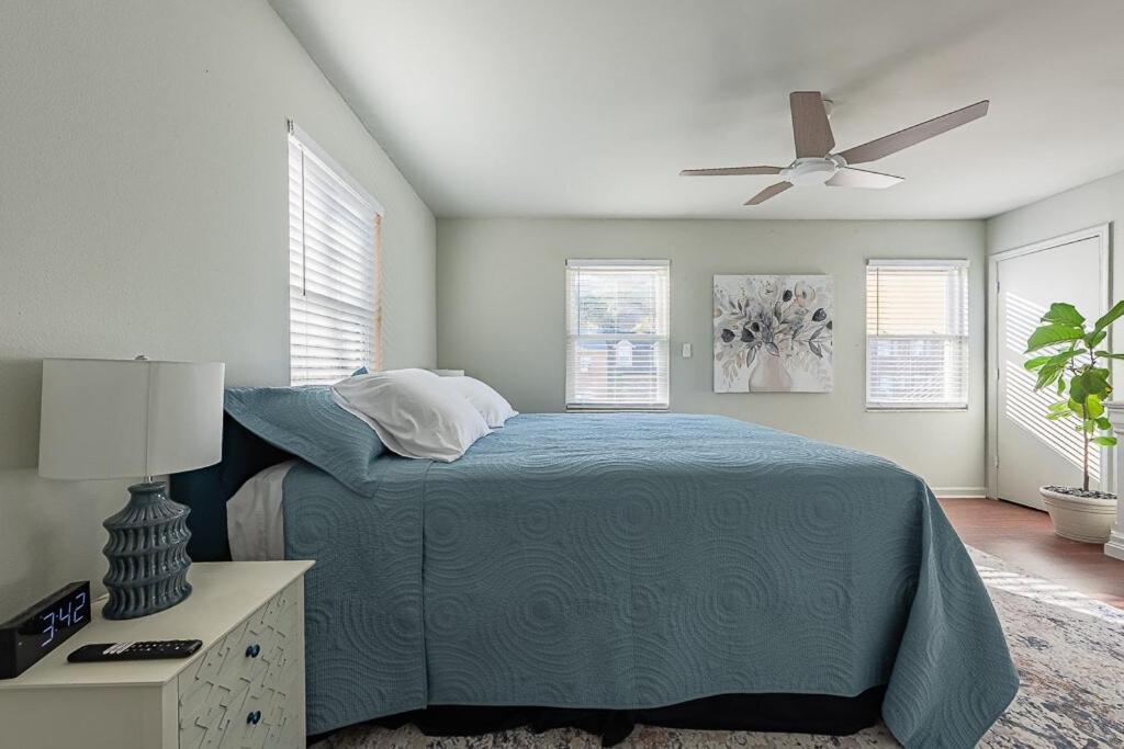 Cozy Townhome Retreat With King Bed Near I-10, Capitol, Fsu & Famu Tallahassee Exterior photo